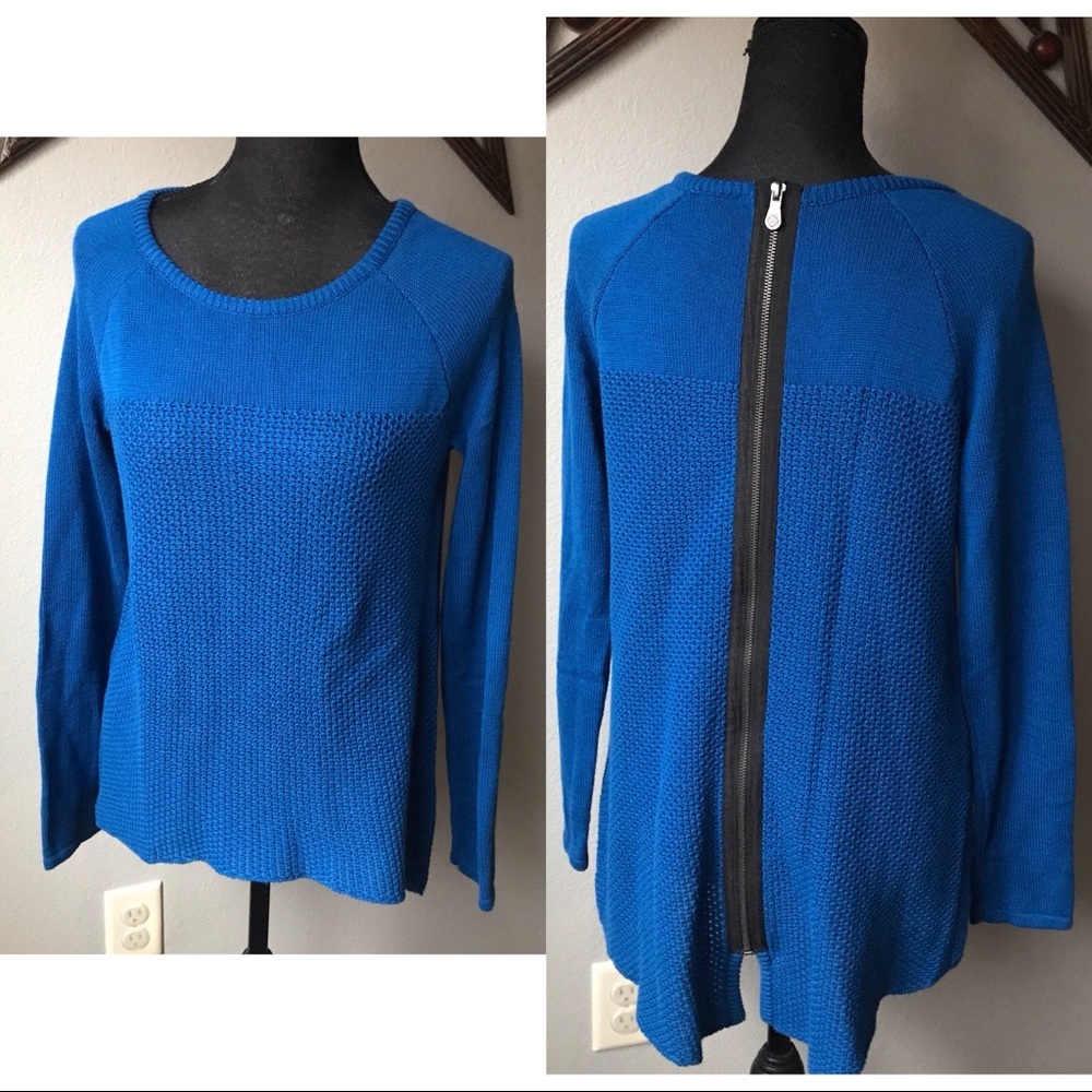 Nicole Miller Blue zip back high low knit sweater - Picture 2 of 8